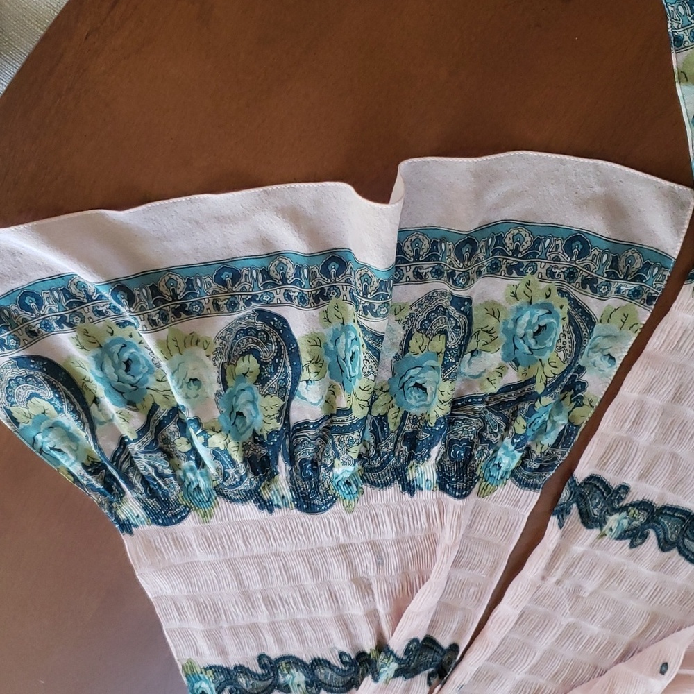 Vintage French silk scarf - Picture 4 of 6